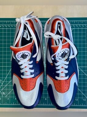 Nike Men’s Multi-Color Air Huarache Running Shoes 10M like new